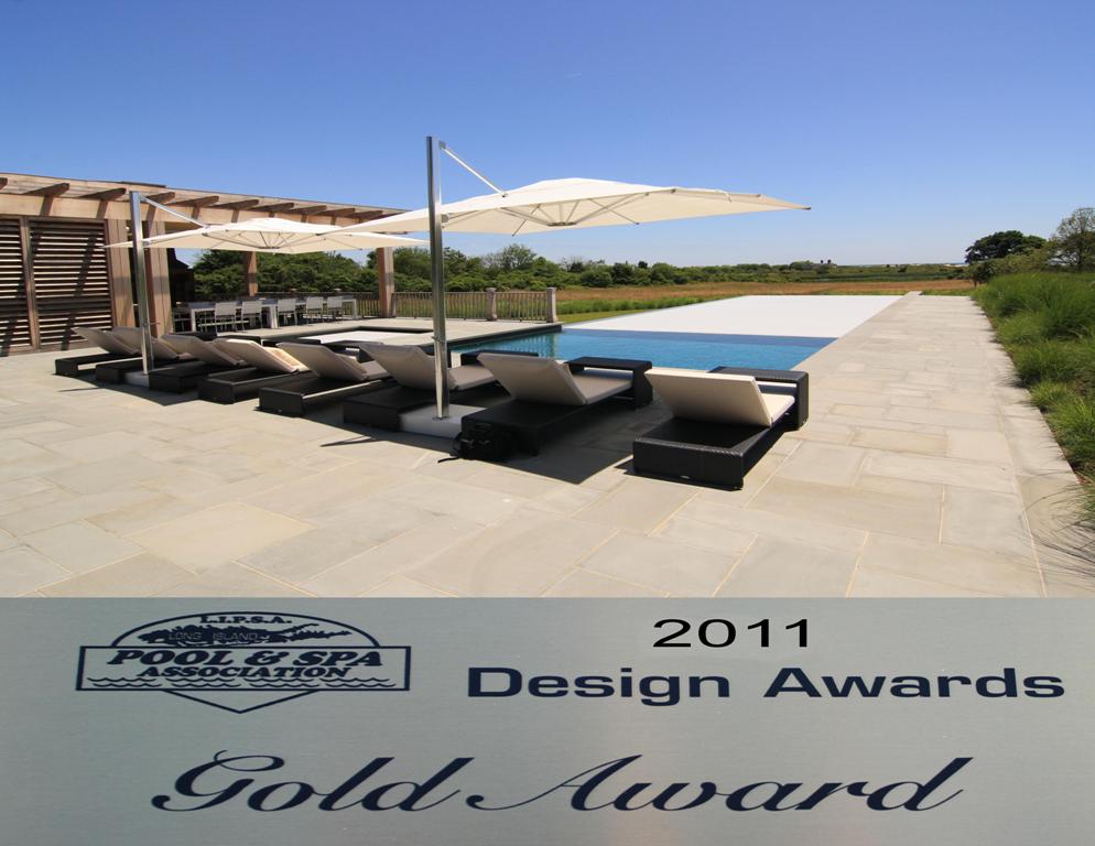 Covertech_Grando_automatic_rigid_pool_cover_Long_Island_Pool___SPA_Pool_Cover_Gold_Award_2011.jpg